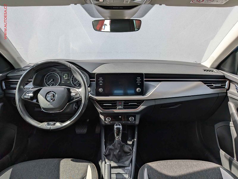 Škoda Scala (2023) 1.0 TSi, 2.maj,ČR, DSG, DIGI - fotka 8 z 15