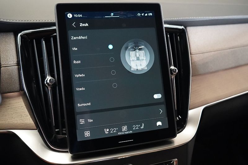Volvo XC90 T8 PLUS Bright, Vzduch, 360° - fotka 37 z 50
