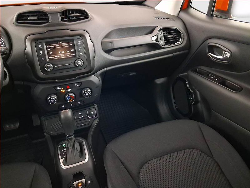 Jeep Renegade (2022) 1.3 T-GDI - fotka 8 z 22