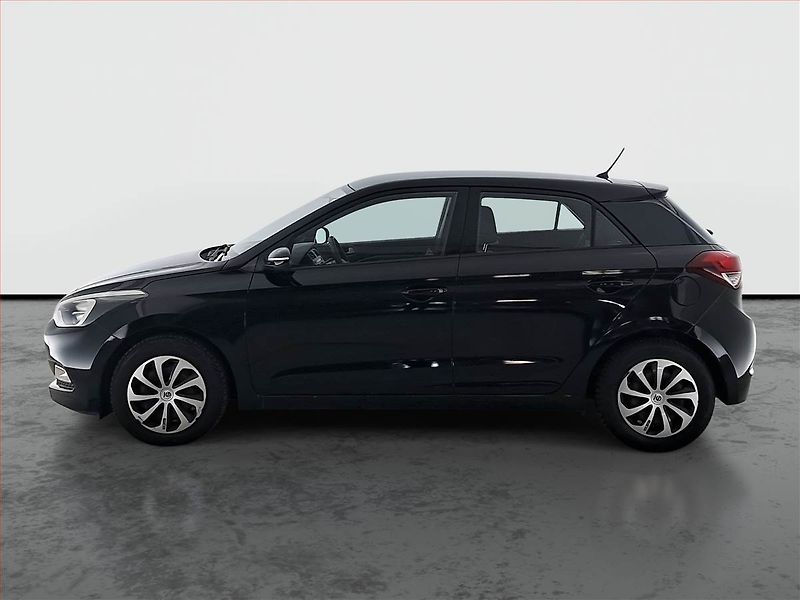 Hyundai i20 (2016) 1.2, ČR,1.maj - fotka 3 z 15
