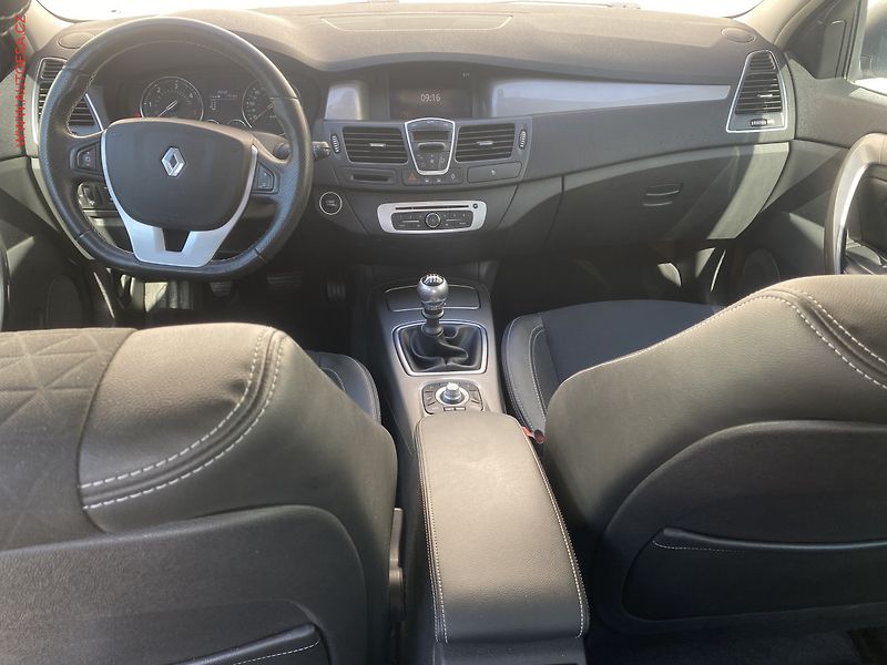 Renault Laguna (2015) 2.0DCi, ČR, servis.kniha - fotka 8 z 16