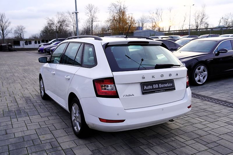 Škoda Fabia 1.0 TSI 70kW Ambition ČR - fotka 4 z 36