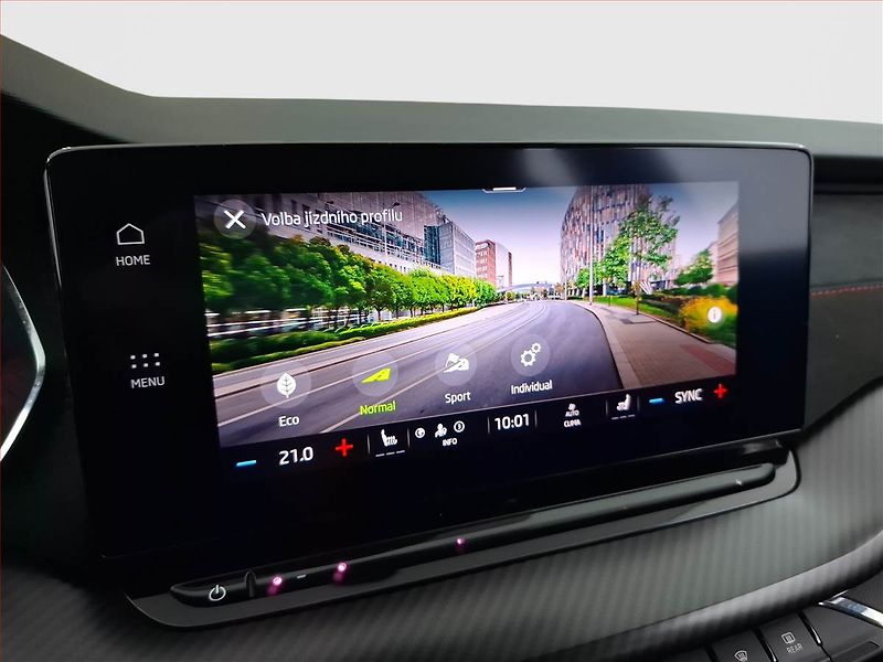 Škoda Octavia (2022) RS 2.0 TSI - fotka 17 z 23