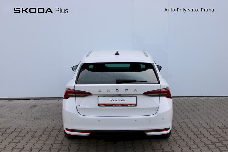 Škoda Octavia (2025) Combi Top Selection 2.0 TDI 11 - fotka 9 z 25