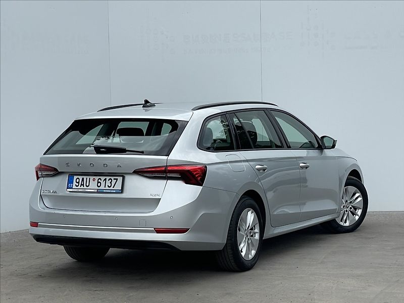 Škoda Octavia 2,0 TDI 4x4 DSG Ambi Plus TZ - fotka 3 z 24