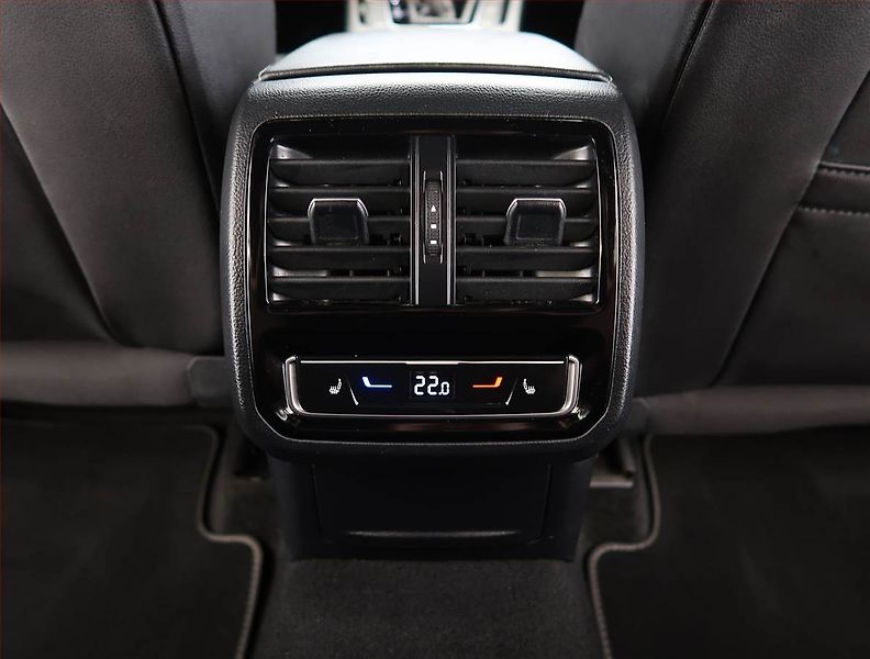 Volkswagen Arteon (2023) 2.0 TDI - fotka 24 z 28