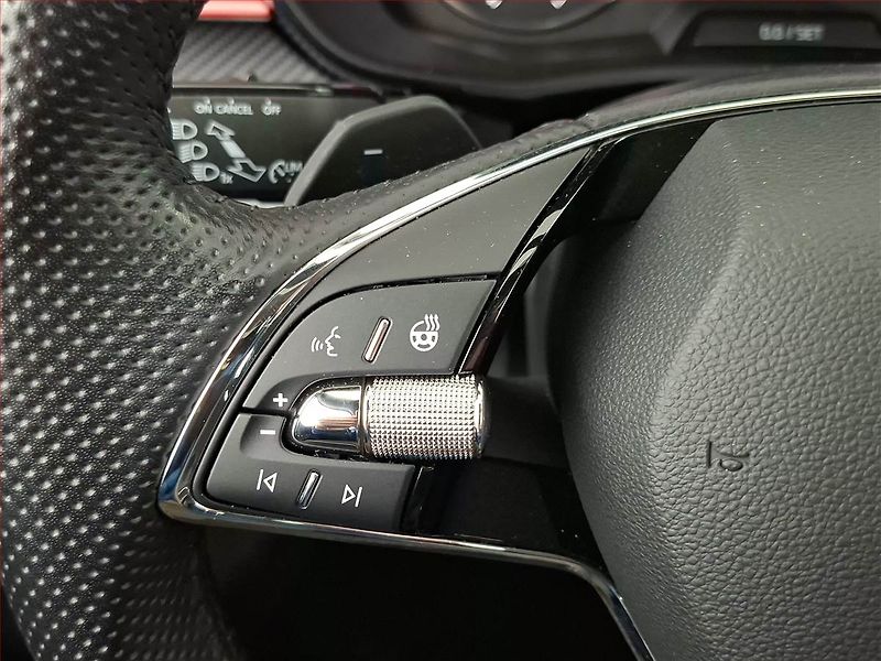 Škoda Fabia (2024) Monte Carlo 1.5 TSI - fotka 17 z 21