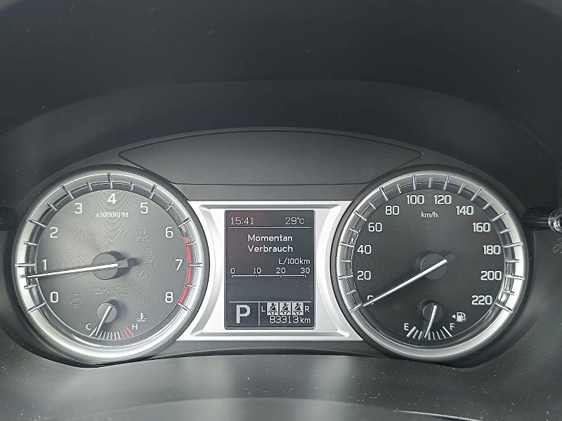 Suzuki Vitara 1.6/88kW, automat, Comfort+ - fotka 24 z 35