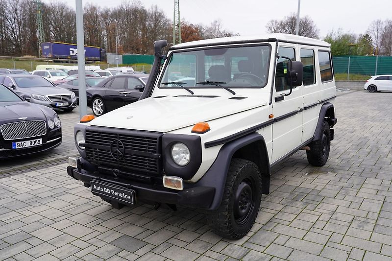Mercedes-Benz Třídy G G 300 PUR Professional 4 místa - fotka 2 z 16