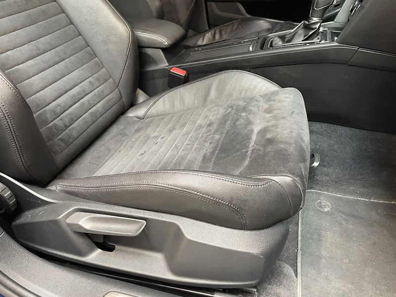 Volkswagen Passat (2017) 2.0TDI,140kW,DSG,HIGHLINE,DPH, - fotka 39 z 41