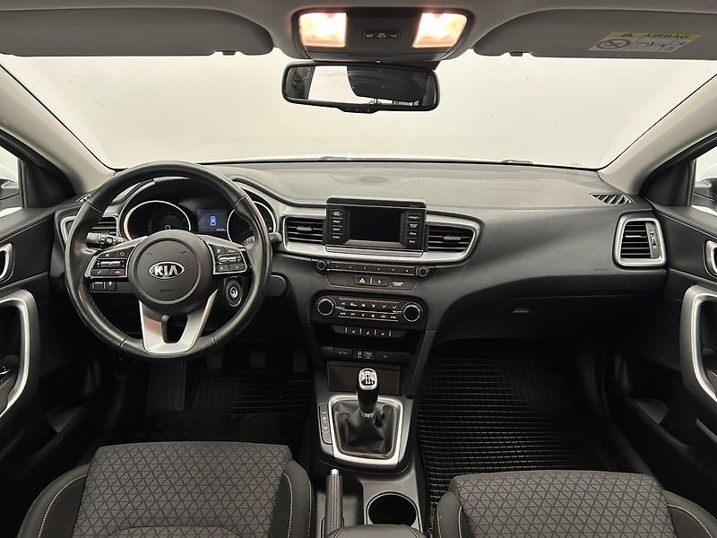 Kia Ceed 1.4 T-GDi TOP (2020) - fotka 5 z 22