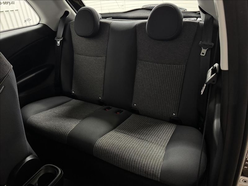 Fiat 500e ELECTRIC DRIVE 70kW ICON - fotka 30 z 38