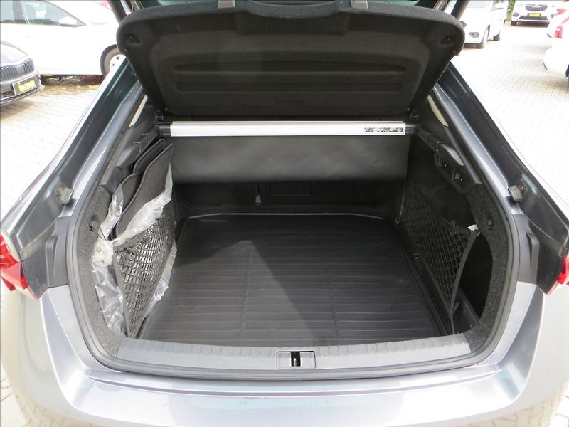 Škoda Octavia 2,0 TDI DSG Style 110kW Tažné - fotka 7 z 31