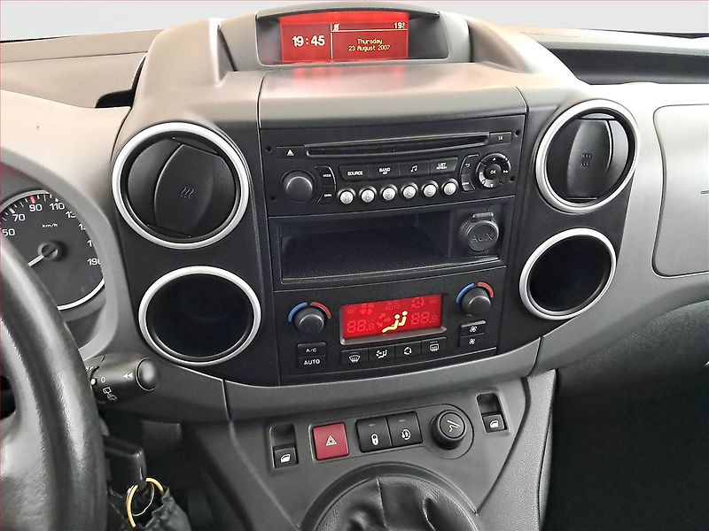 Citroën Berlingo (2018) XTR 1.6 BlueHDi, 5Míst, ČR - fotka 12 z 17