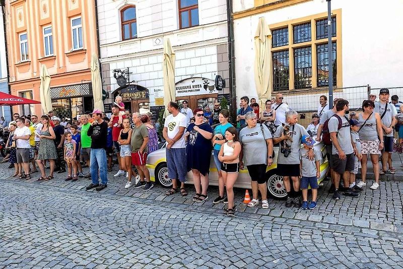 Sraz veteránů Škoda 110R v Uničově