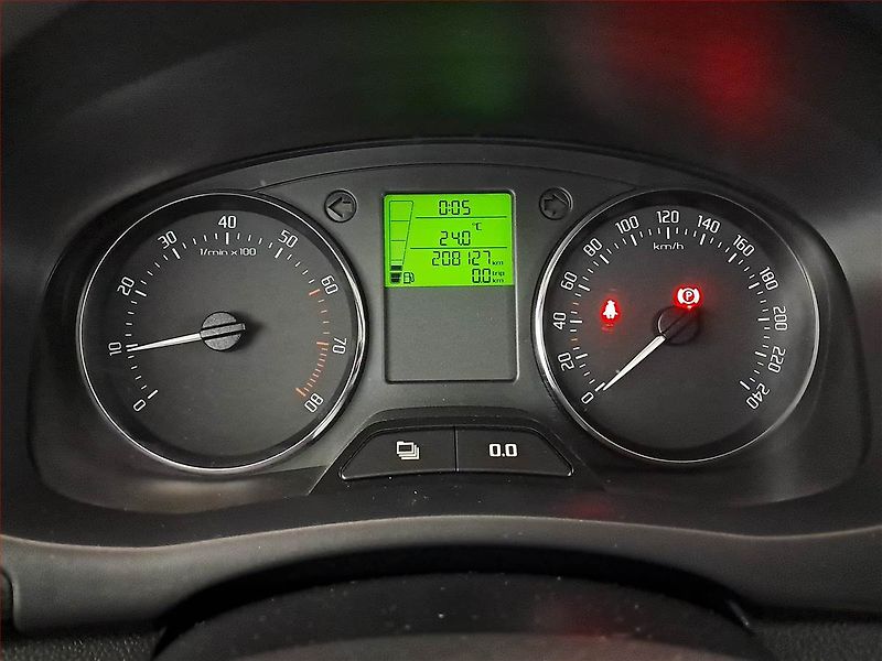 Škoda Fabia (2012) 1.2 12V, po STK - fotka 11 z 16