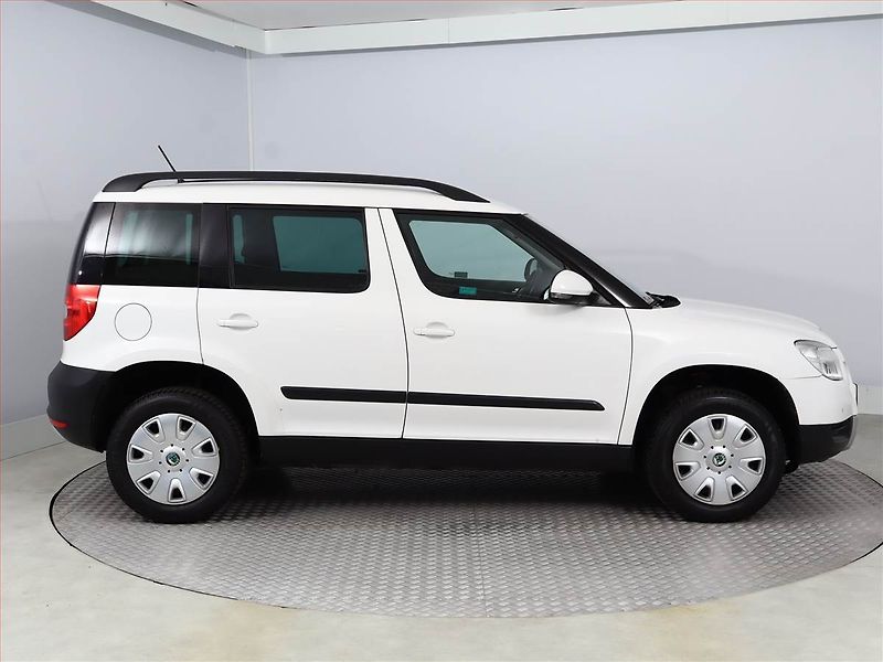 Škoda Yeti (2013) 1.8 TSI, 4X4, Serv.kniha - fotka 6 z 15