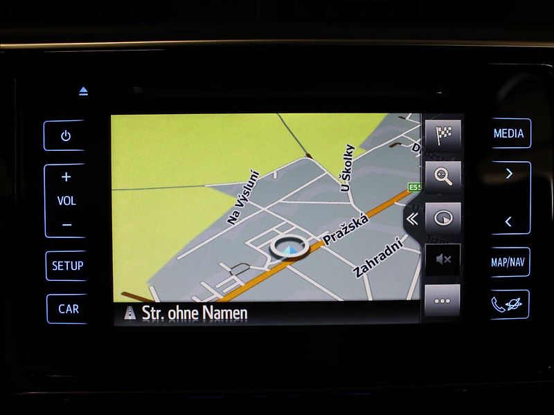 Toyota Auris 1,2 Turbo navi aut. Klima - fotka 23 z 31