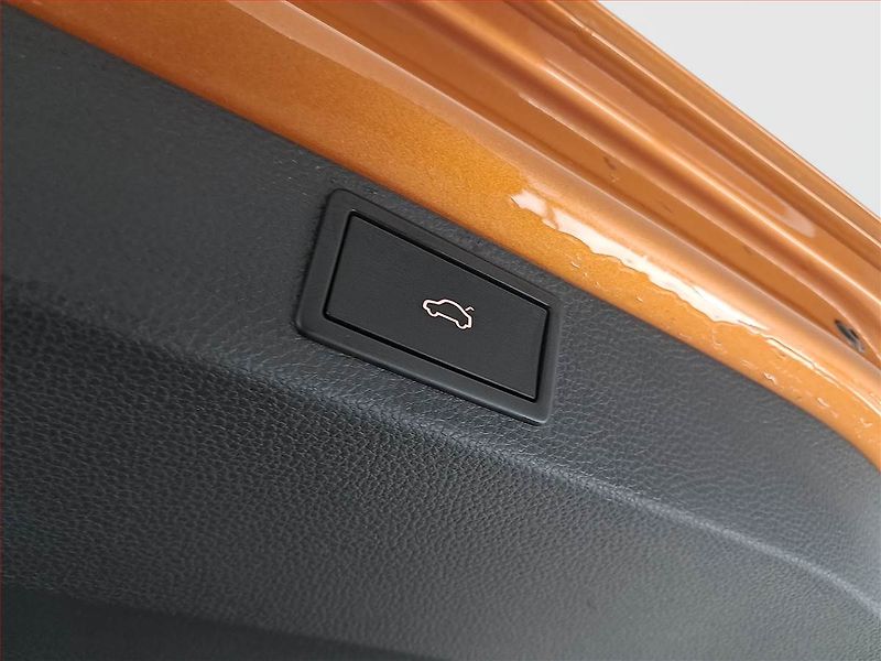 Škoda Karoq (2023) Style 1.5 TSI - fotka 15 z 20