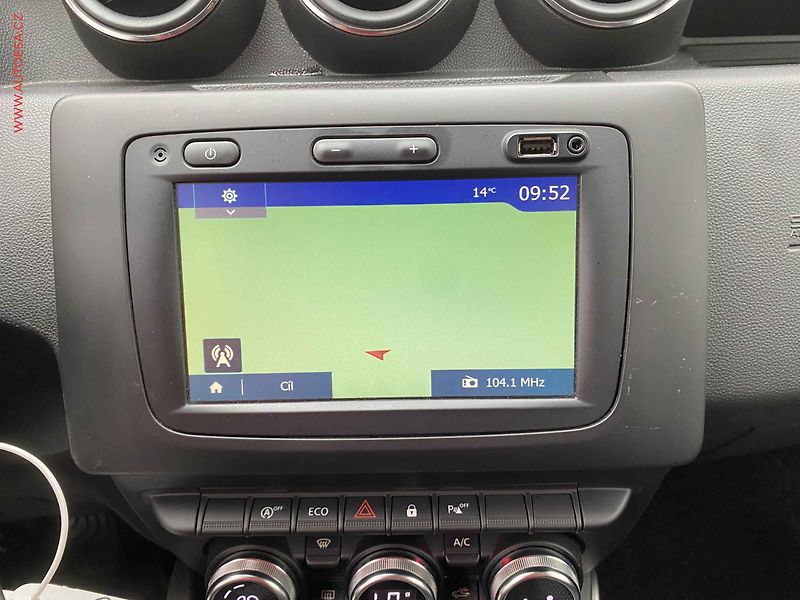 Dacia Duster (2019) 1.3 TCe, Prestige, kamera - fotka 15 z 16