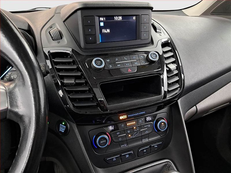 Ford Tourneo Connect (2019) Titanium 1.5 TDCi, 5Míst, ČR - fotka 12 z 20