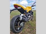 Ducati Monster 821.