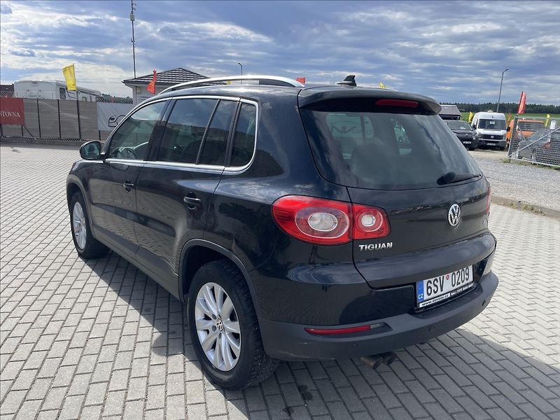 Volkswagen Tiguan 2,0 TDi 100kw 4x4 DSG Panorama - fotka 3 z 33