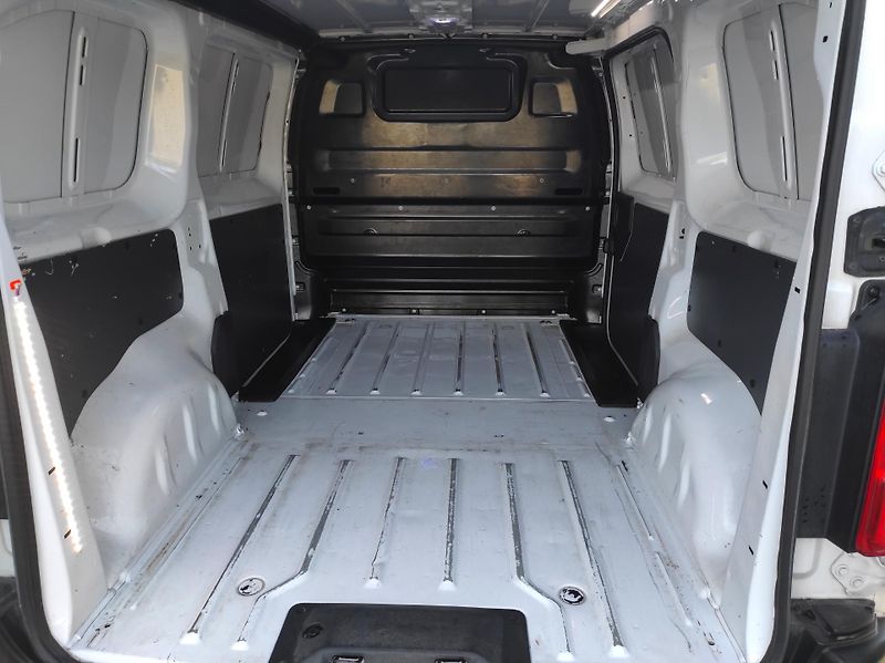 Opel Vivaro 1,5CDTi L1H1, 88kW, ČR - fotka 33 z 42