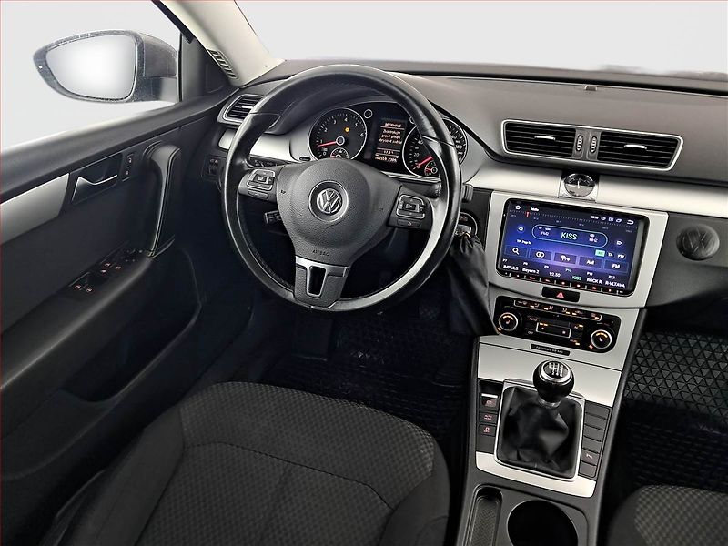 Volkswagen Passat (2011) Comfortline 1.4 TSI, Navi - fotka 7 z 18