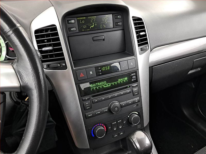 Chevrolet Captiva (2009) 2.0 D, 4X4, Automat, Tempomat - fotka 12 z 17