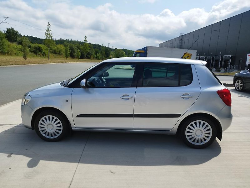 Škoda Fabia II.1.2i,51kw,volat- 608081843 - fotka 6 z 18