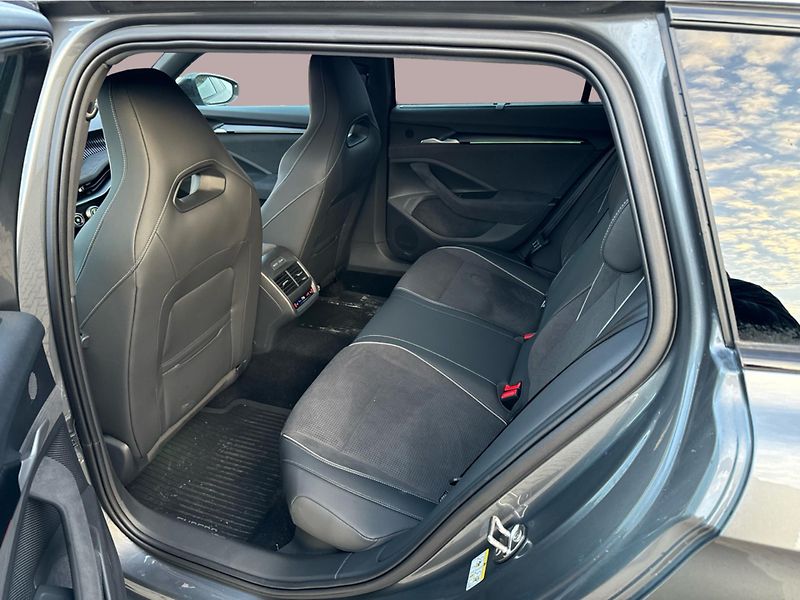 Škoda Superb Combi 2,0 TDI 4X4 SPORTLINE - fotka 12 z 21