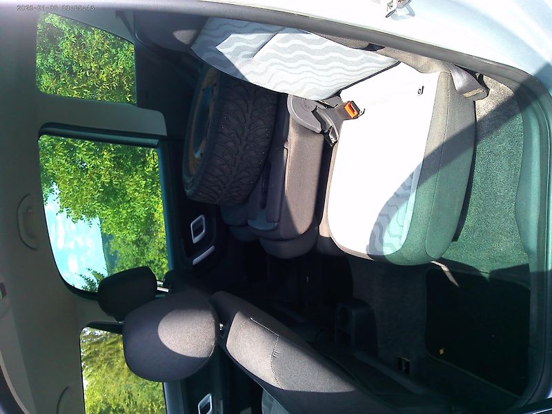 Škoda Roomster (2010) 1.2HTP, 51kW, klima, tažné - fotka 10 z 28