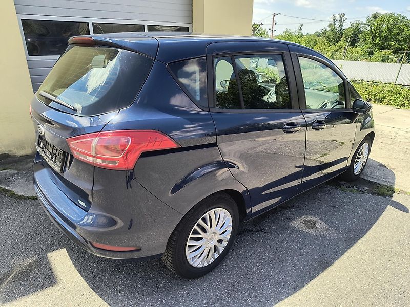 Ford B-MAX (2014) 1.4 66KW/VYHŘ.SED+SKLO/AC/ESP - fotka 6 z 54
