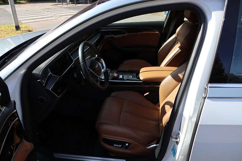 Audi A8 - fotka 28 z 68