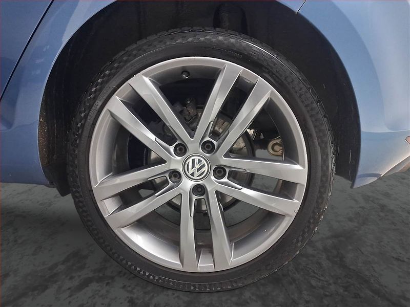 Volkswagen Golf (2013) Comfortline 1.6 TDI, Tempomat - fotka 14 z 15