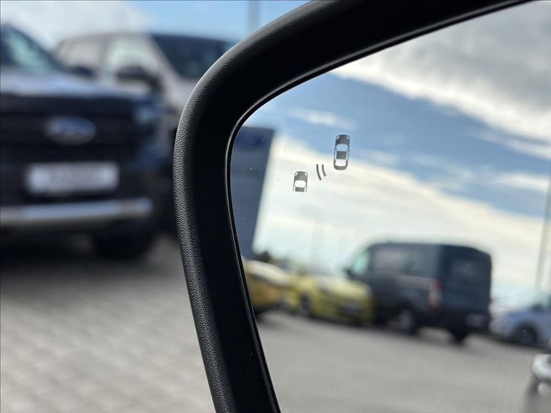 Ford Kuga 2,5 HEV 138kW ST-Line X AWD - fotka 38 z 38