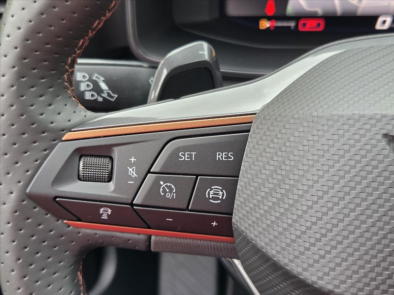 Cupra Formentor 1,5 TSi DSG Matrix Záruka2029 - fotka 15 z 22