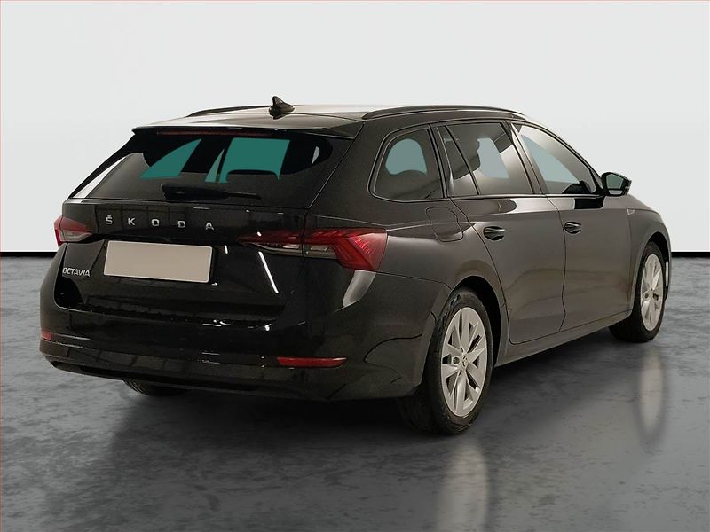 Škoda Octavia (2021) Sportline 1.5 TSI e-tec - fotka 5 z 22
