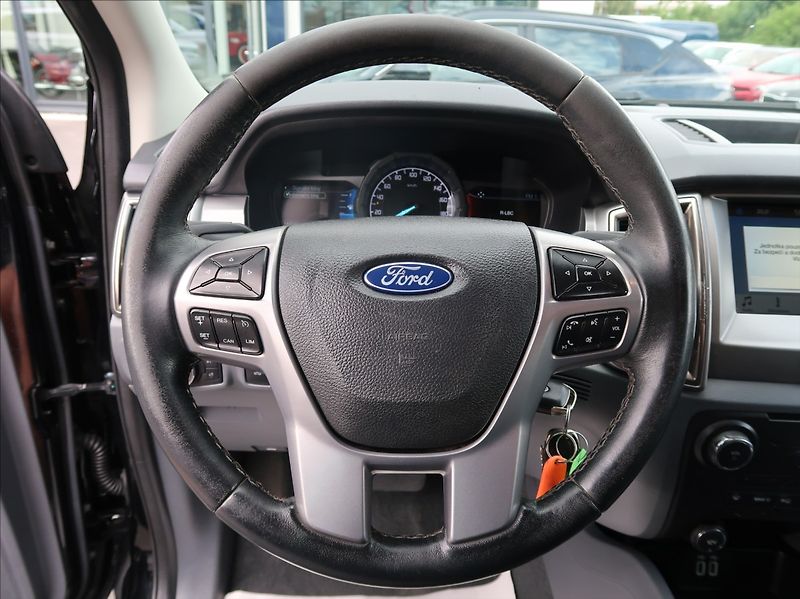 Ford Ranger 3,2 TDCi,147kW,Limited,AT6,DPH - fotka 18 z 27