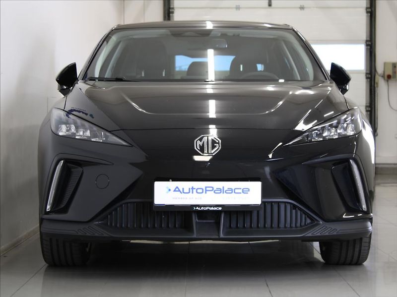 MG MG4 0,0 77kWh Exclusive 30tkm. ČR - fotka 2 z 26