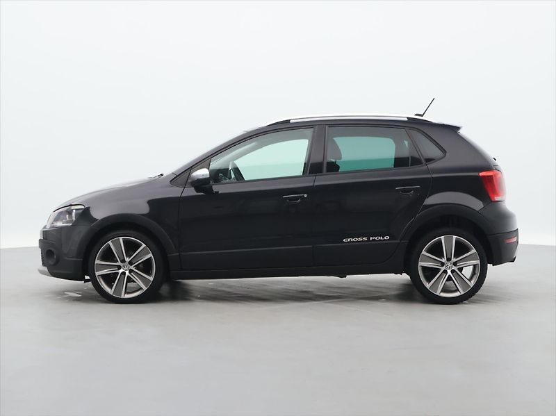 Volkswagen Polo 1,4 i 63kW Cross AutoKlima - fotka 4 z 34