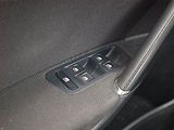 Volkswagen Golf (2018) 1.0 TSI, Tempomat - náhled 18