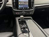 Volvo V90 B5 AWD PLUS DARK REZERVACE - náhled 27