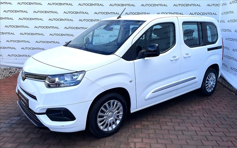 Toyota ProAce City Verso 1,2 i,81kW,STK 2/28 - fotka 3 z 21