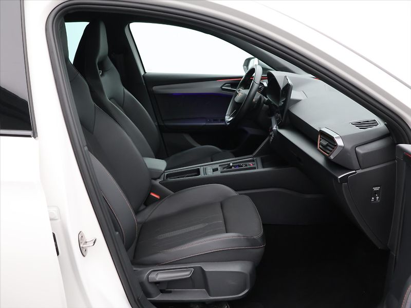 Cupra Leon ST 2,0 TSI DSG DPH - fotka 11 z 30