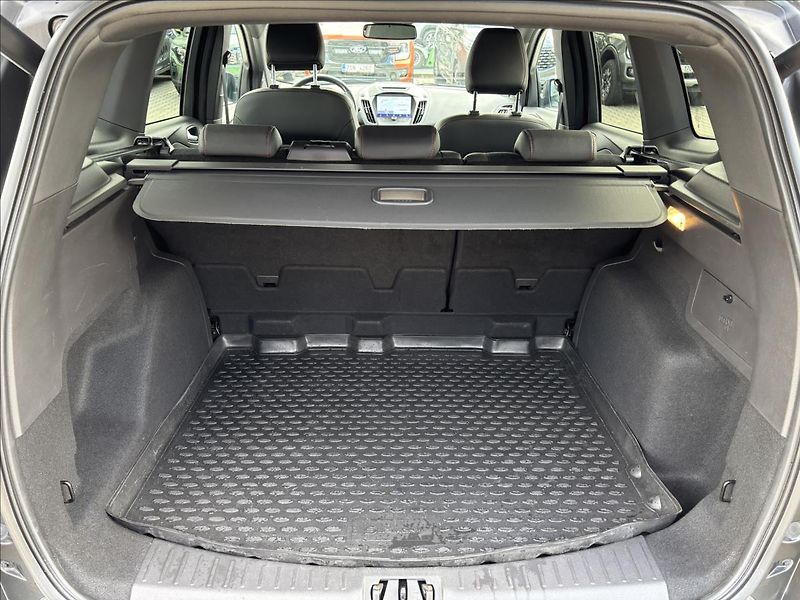 Ford Kuga 2,0 EcoBoost 170kW  ST-Line - fotka 12 z 50