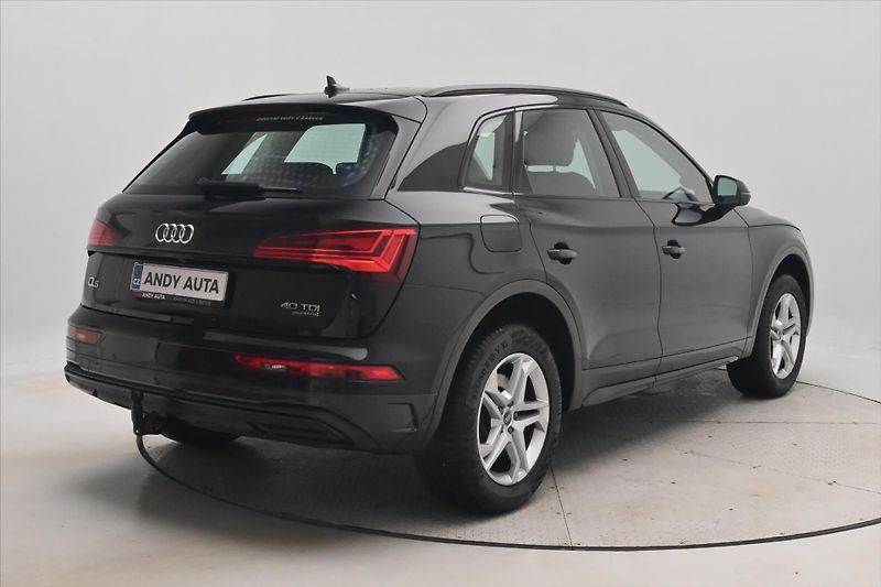 Audi Q5 2,0 TDI 150kW 4x4 S-Tronic Zár - fotka 5 z 32