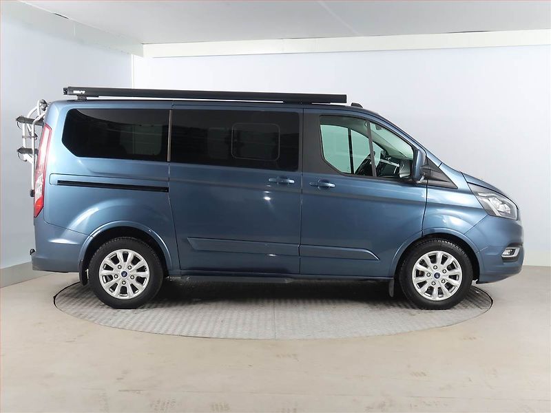 Ford Tourneo Custom (2022) Trend 2.0 EcoBlue, ČR, 1Maj - fotka 6 z 19