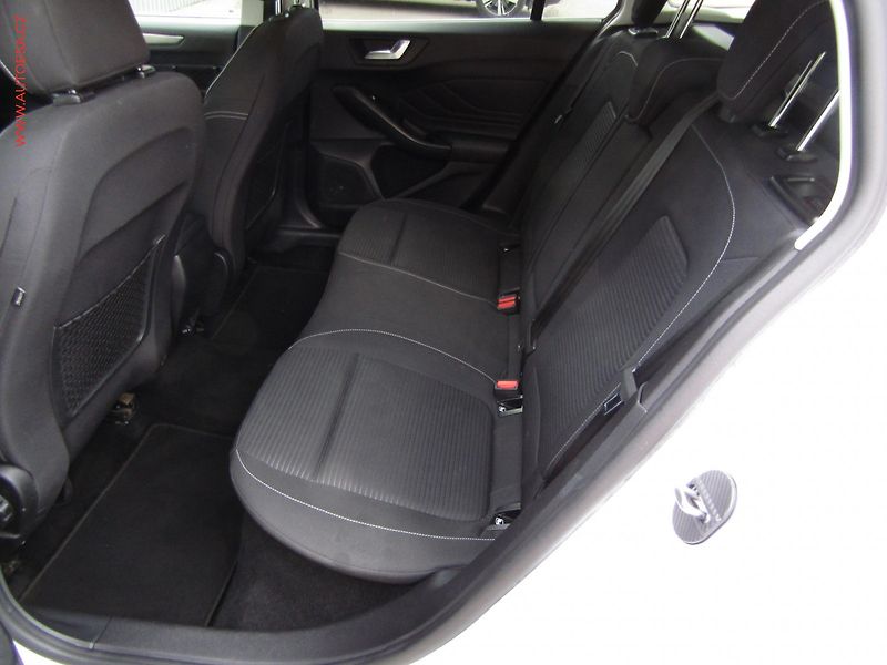 Ford Focus (2019) 2.0 ECOBLUE, ČR, AC, navi - fotka 10 z 18